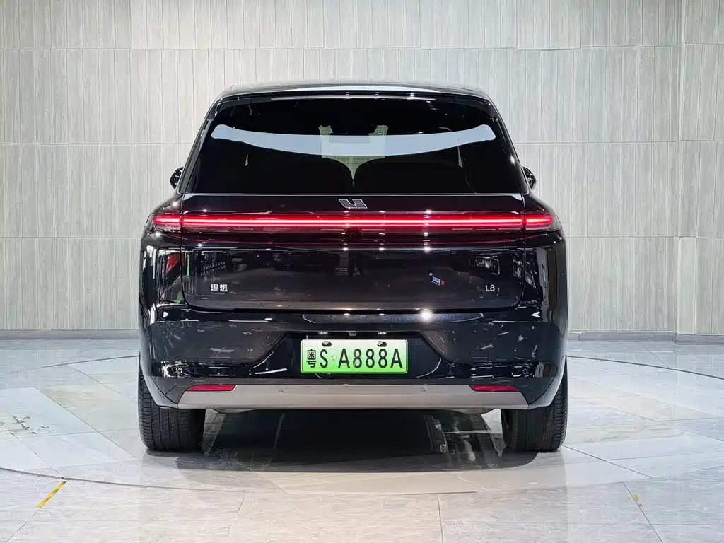 Li Auto L8 2024 Pro