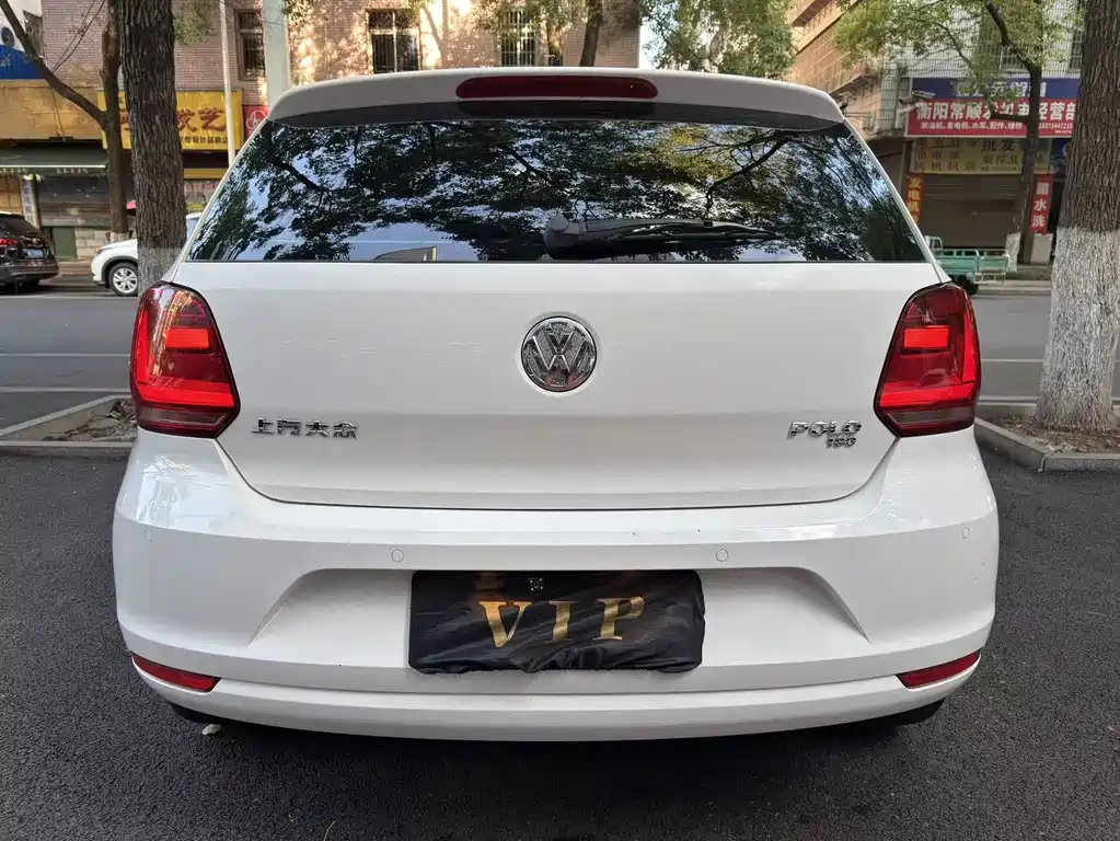 Volkswagen Polo 2016 1.6L AT Comfort