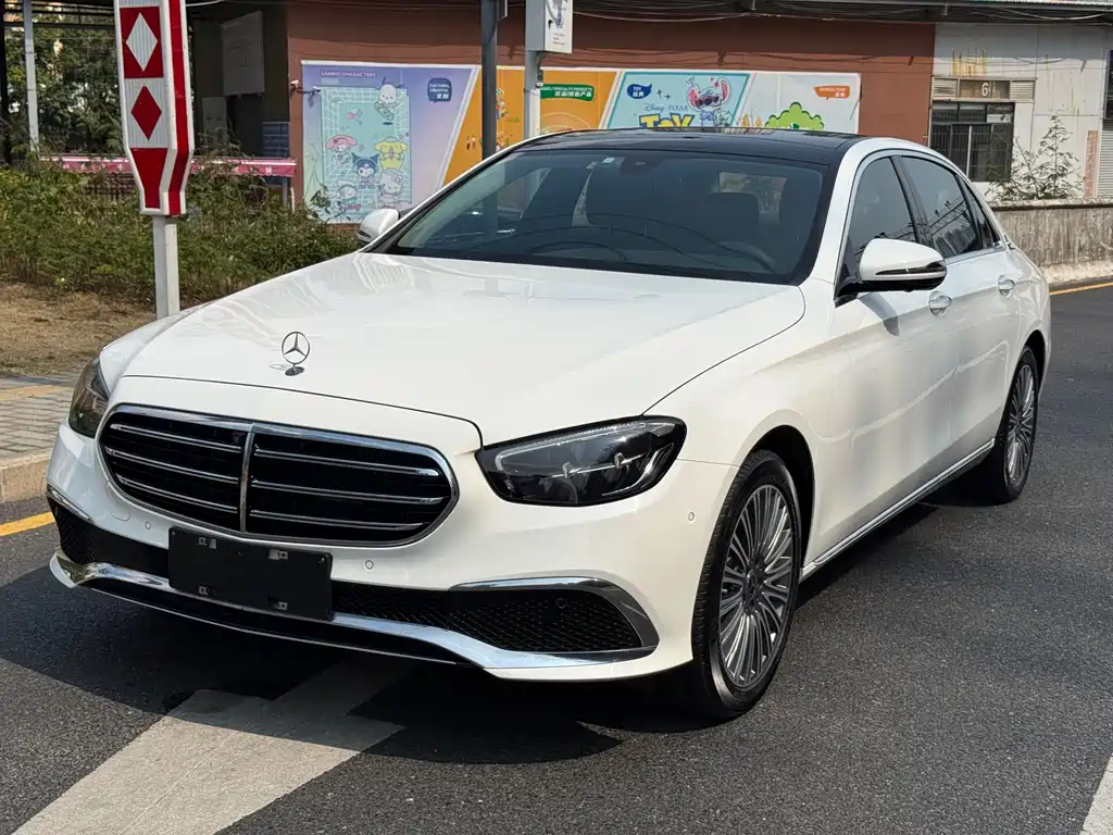 Mercedes-Benz E-Class 2021