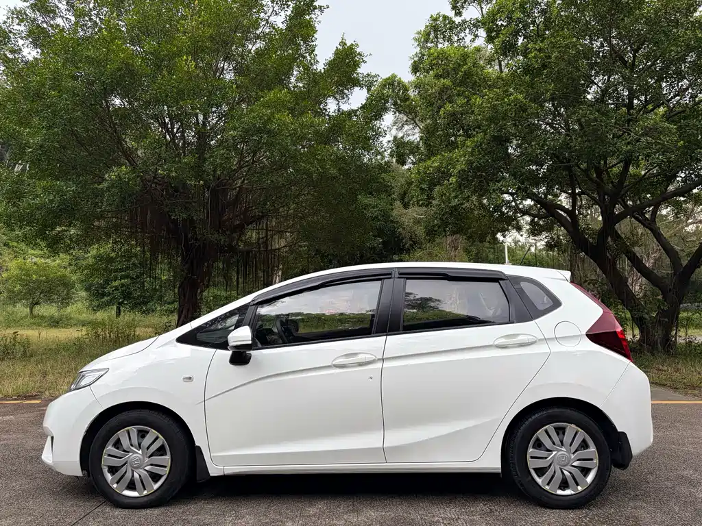 Honda Fit — миниатюра 3