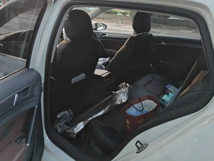 Volkswagen Golf — миниатюра 11