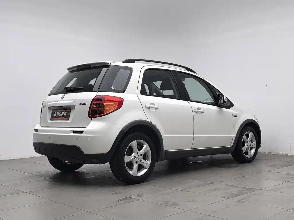 Suzuki SX4 — миниатюра 2