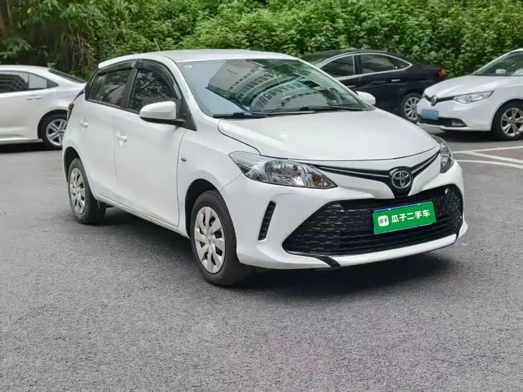 Toyota Vios FS — миниатюра 4