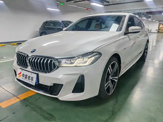 BMW 6-Series GT 2024 630i M — фото 1