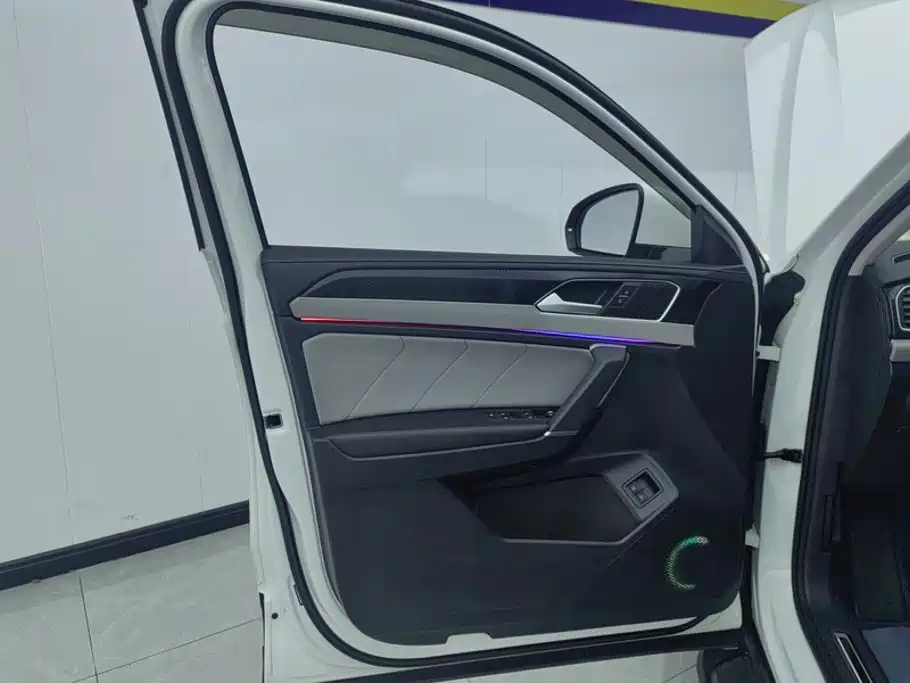 Volkswagen Tayron GTE — миниатюра 7