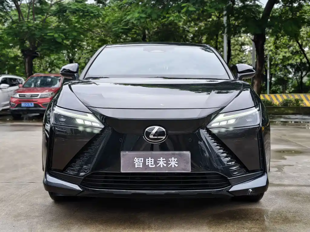 Lexus RZ 2023 450e