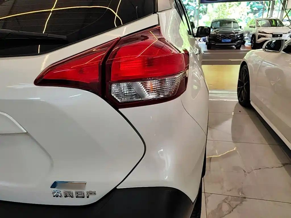 Nissan Kicks — миниатюра 8