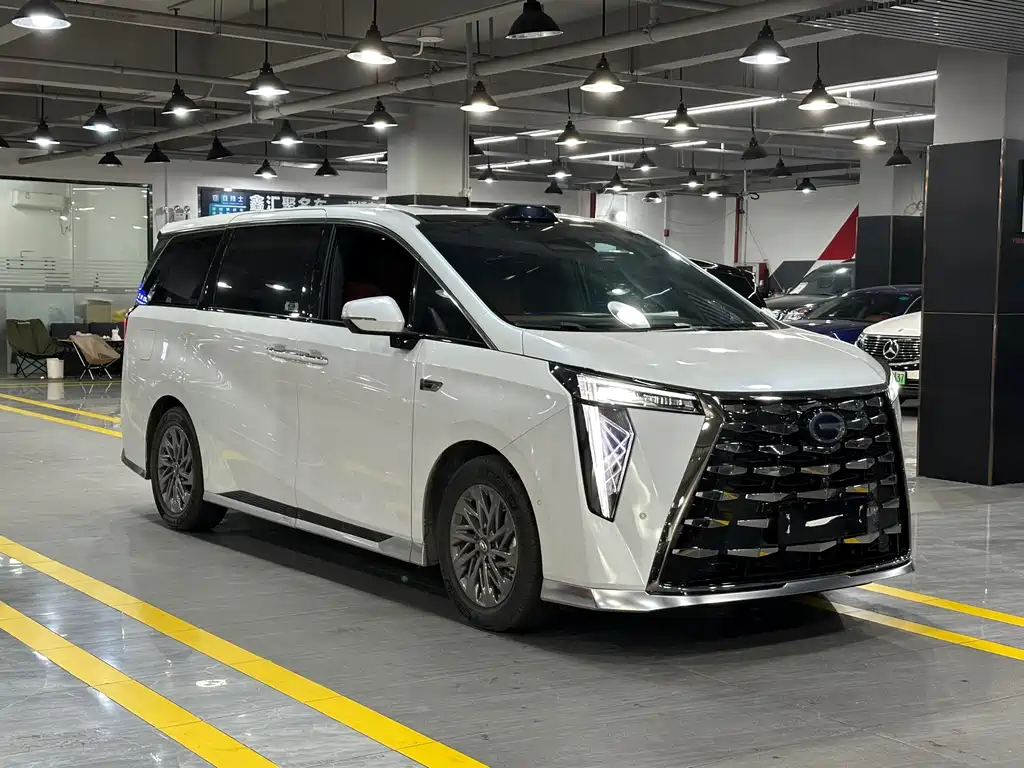 GAC TRUMPCHI YEARNING FOR M8