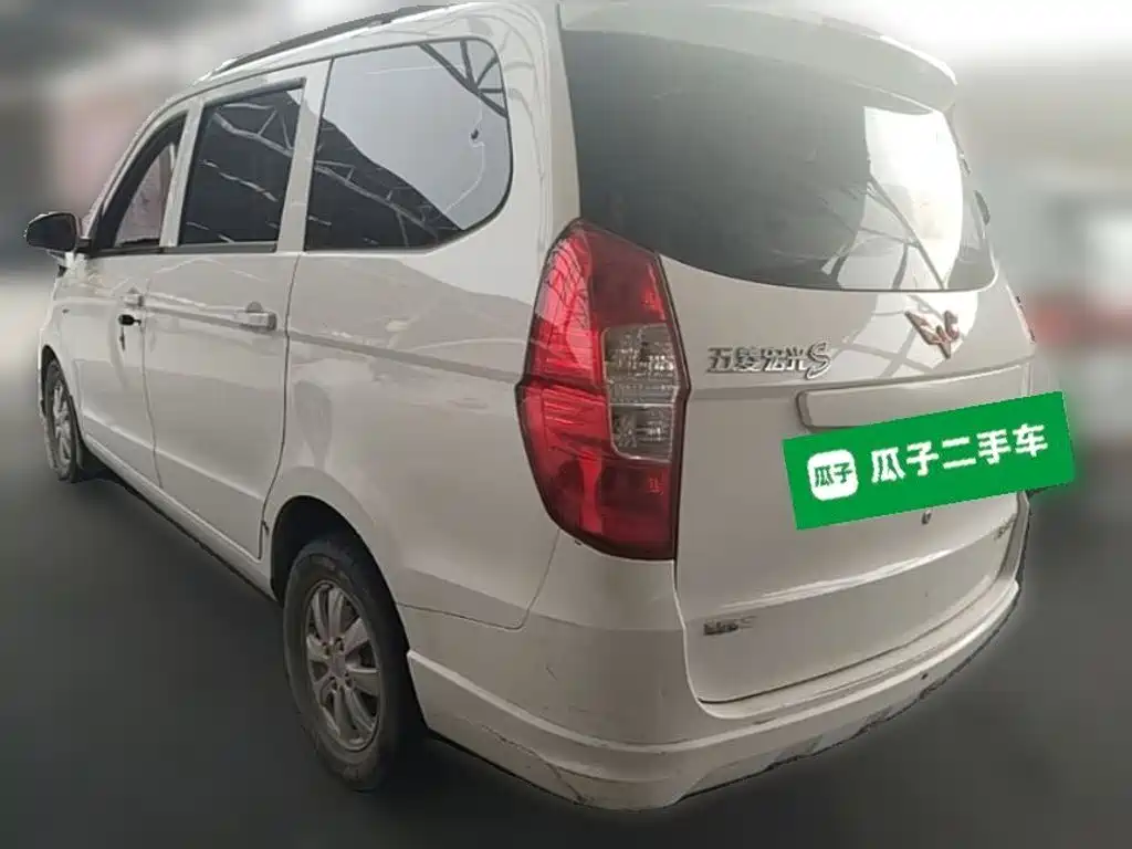 Wuling Hongguang — миниатюра 7