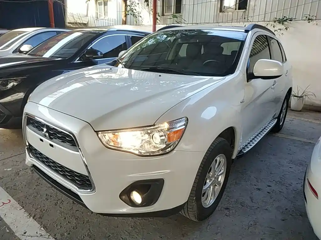 Mitsubishi ASX