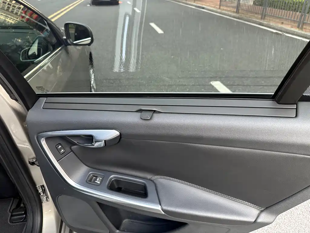 Volvo S60 S60L T5 Smart Drive Edition, фото 15