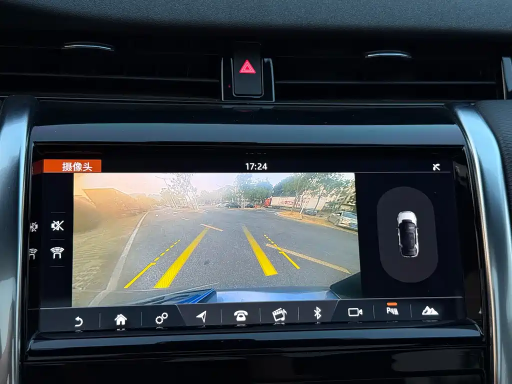 LAND ROVER DISCOVER SPORTS