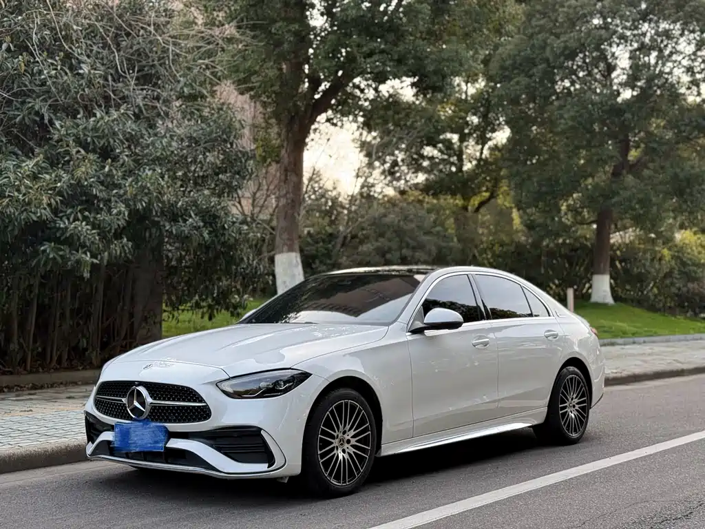 Mercedes-Benz C-Class 2023