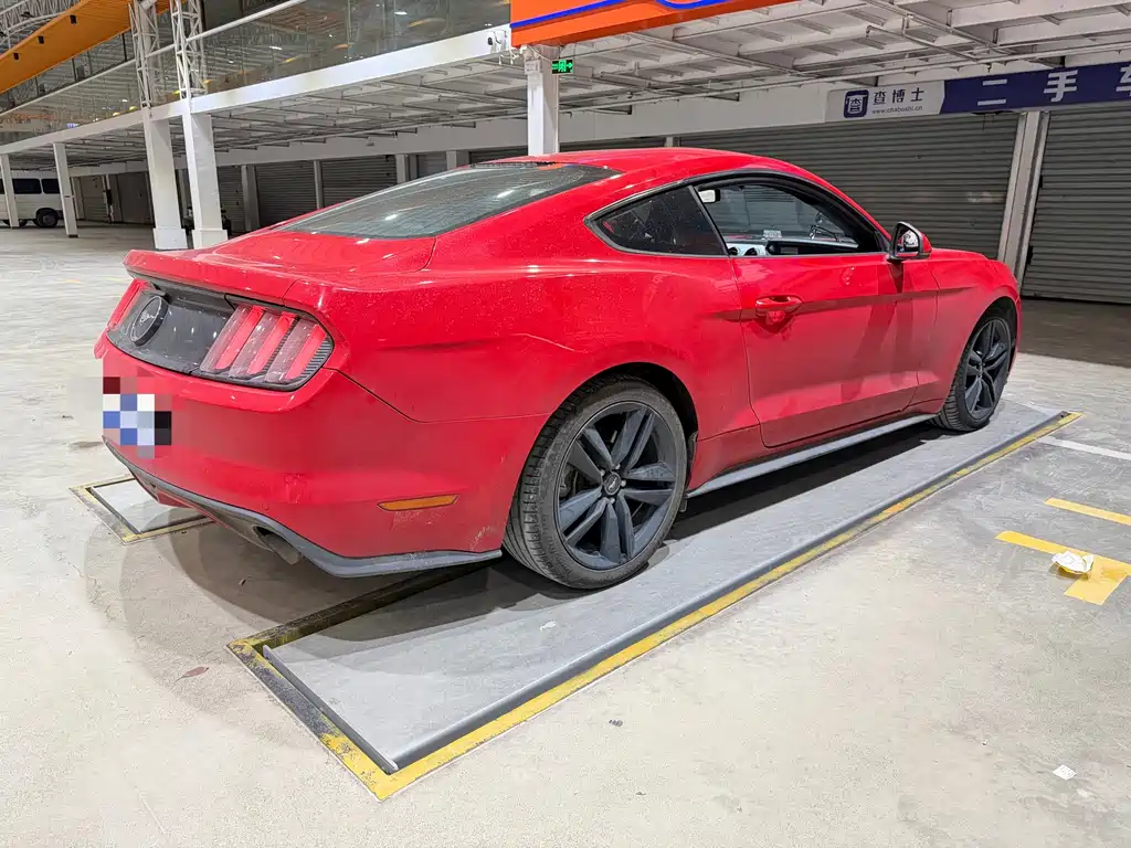 Ford Mustang — миниатюра 6