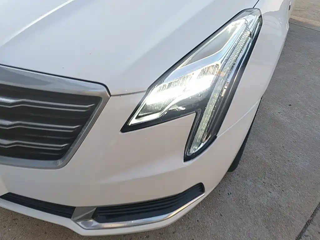 Cadillac XTS — миниатюра 24