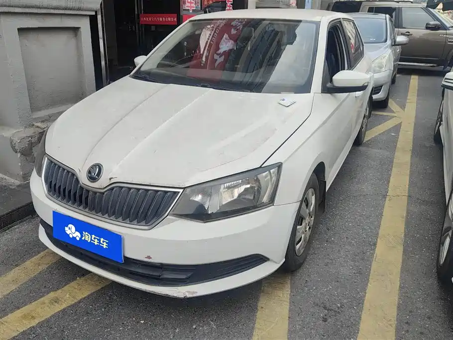 Купить Skoda Fabia