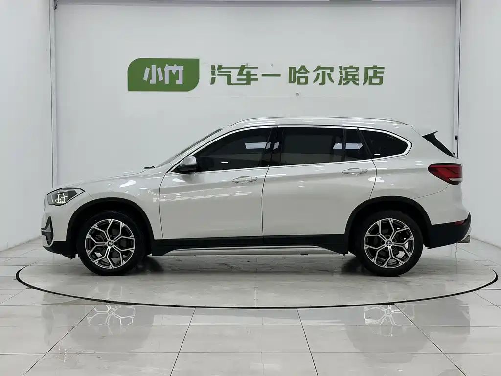 BMW X1 2022 sDrive20Li Premium