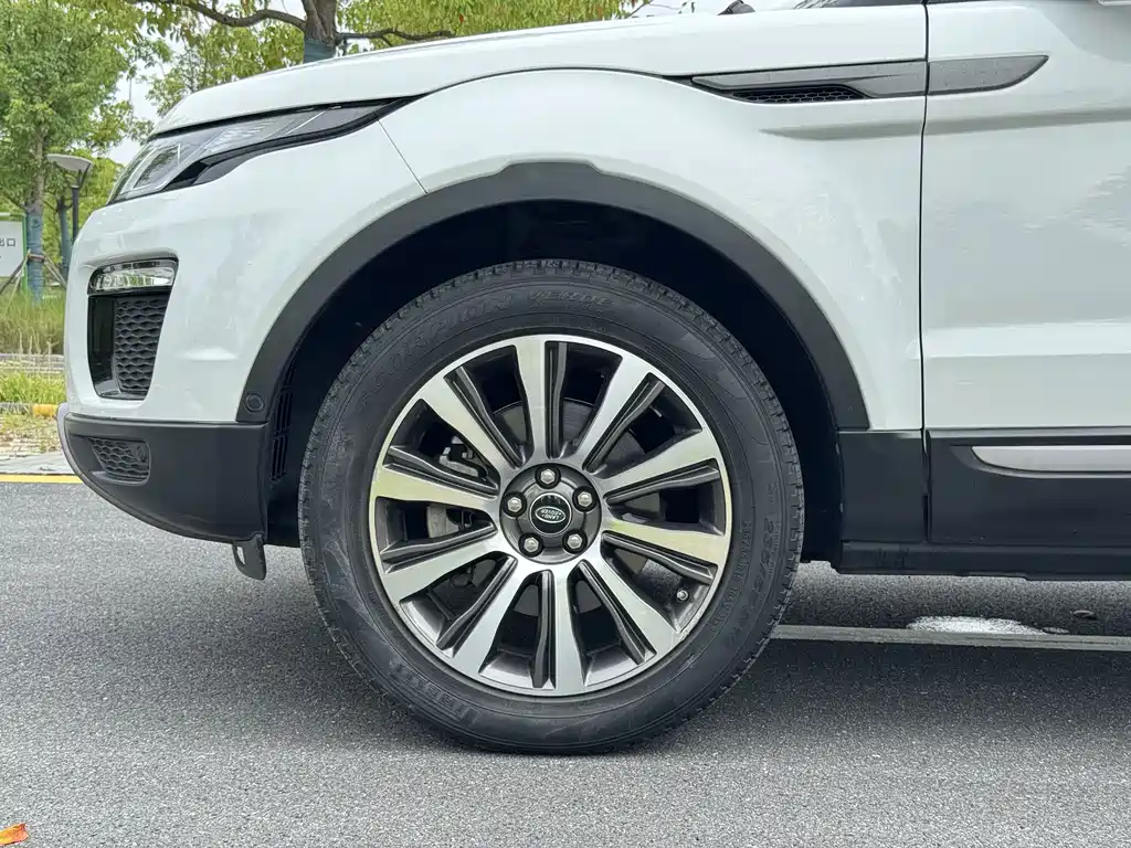 Land Rover Evoque — миниатюра 23