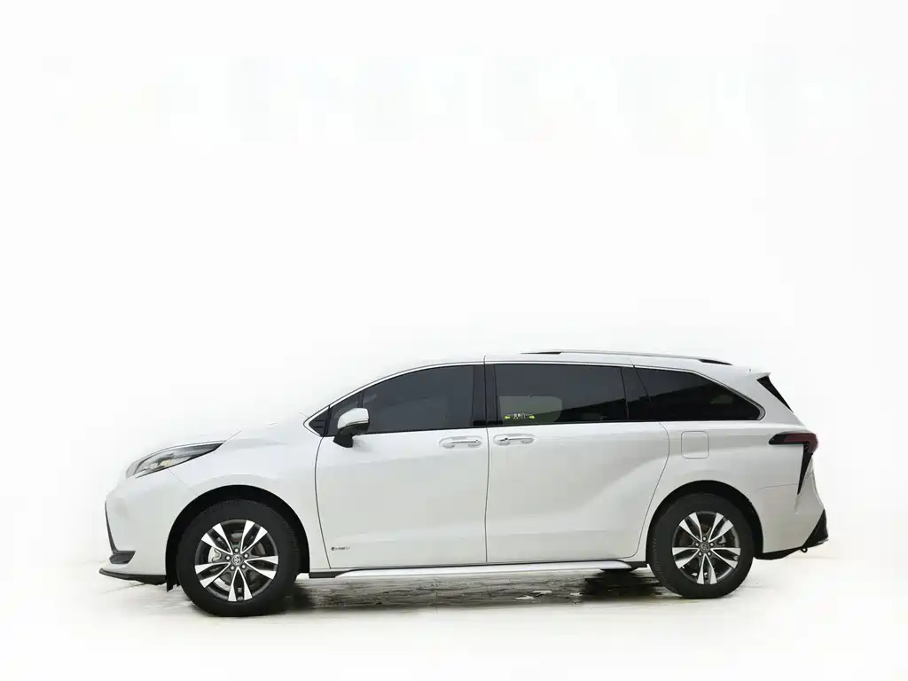 Toyota Granvia — миниатюра 2