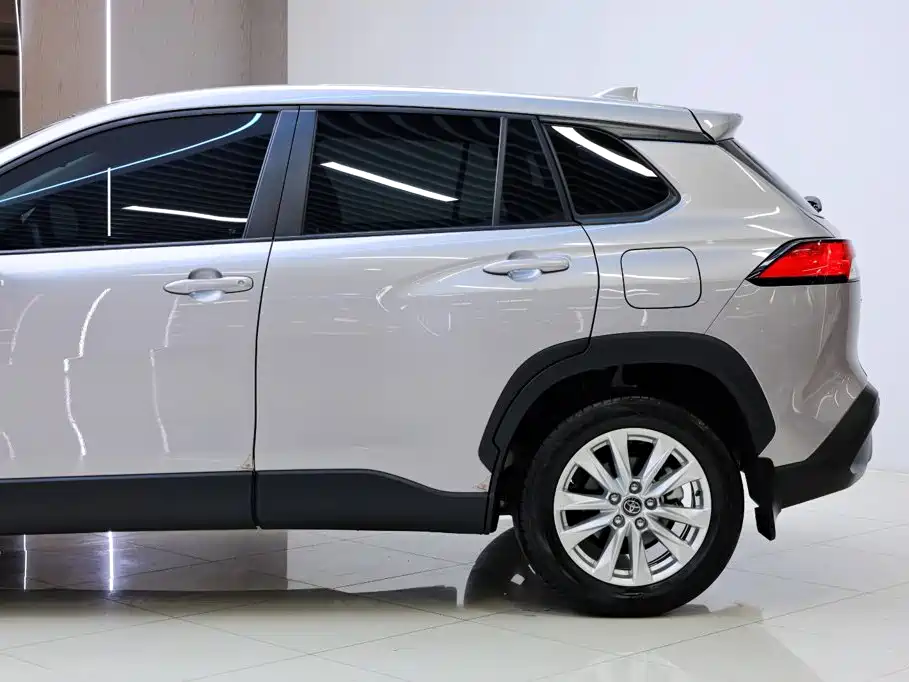 Toyota Corolla Cross — миниатюра 4
