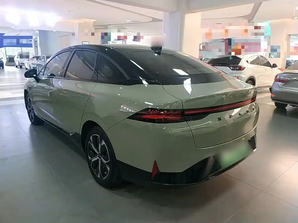 XPeng P5 — миниатюра 5