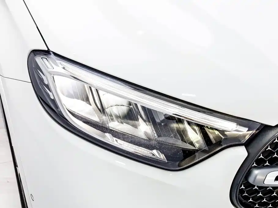 Mercedes-Benz GLC — миниатюра 33