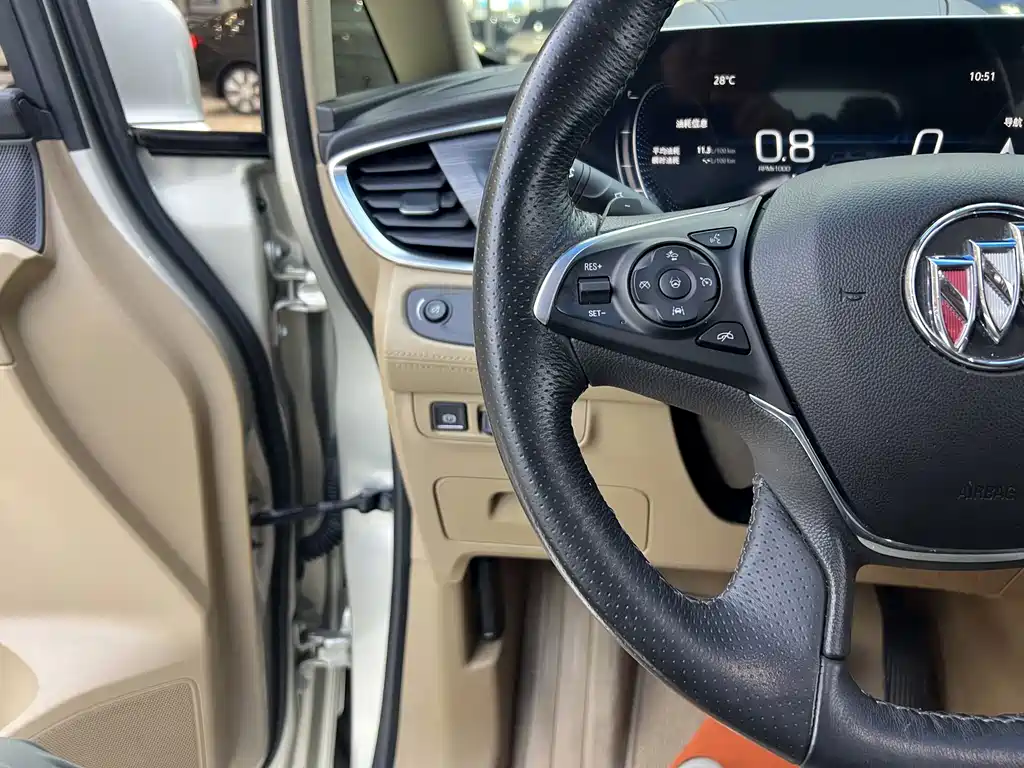 Buick GL8 — миниатюра 23