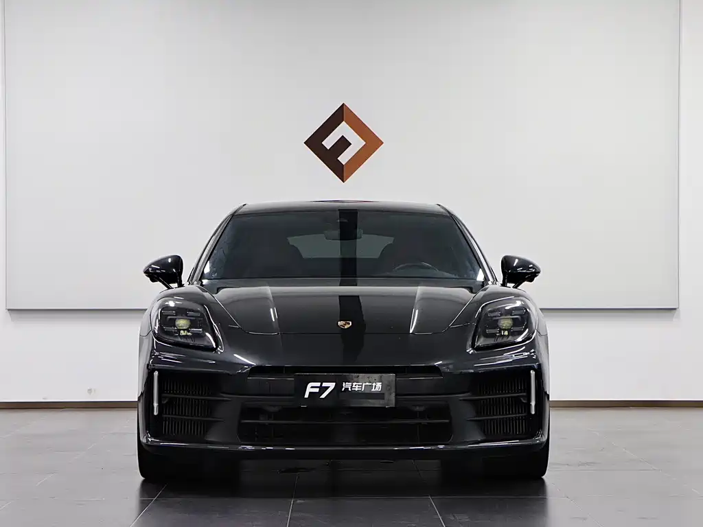 Porsche Panamera — миниатюра 2
