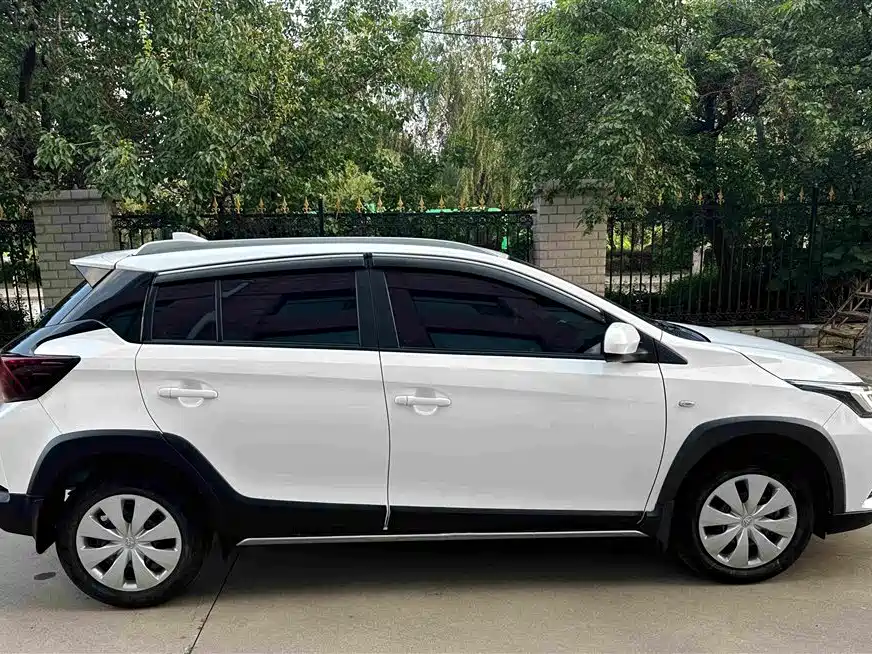 Toyota Yaris L — миниатюра 15