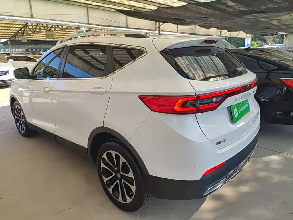 FAW 骏派D80 — миниатюра 5