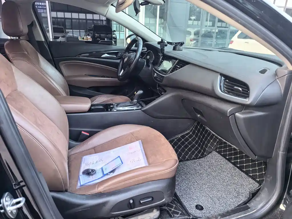 Buick Regal — миниатюра 5