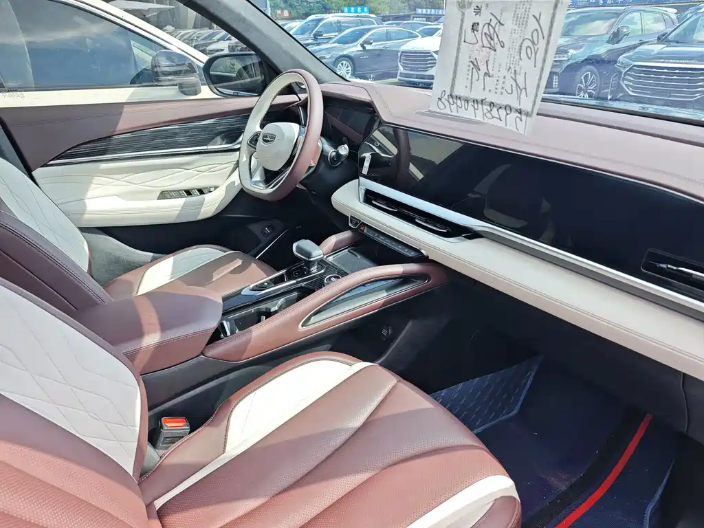 Geely Xingyue L — миниатюра 12