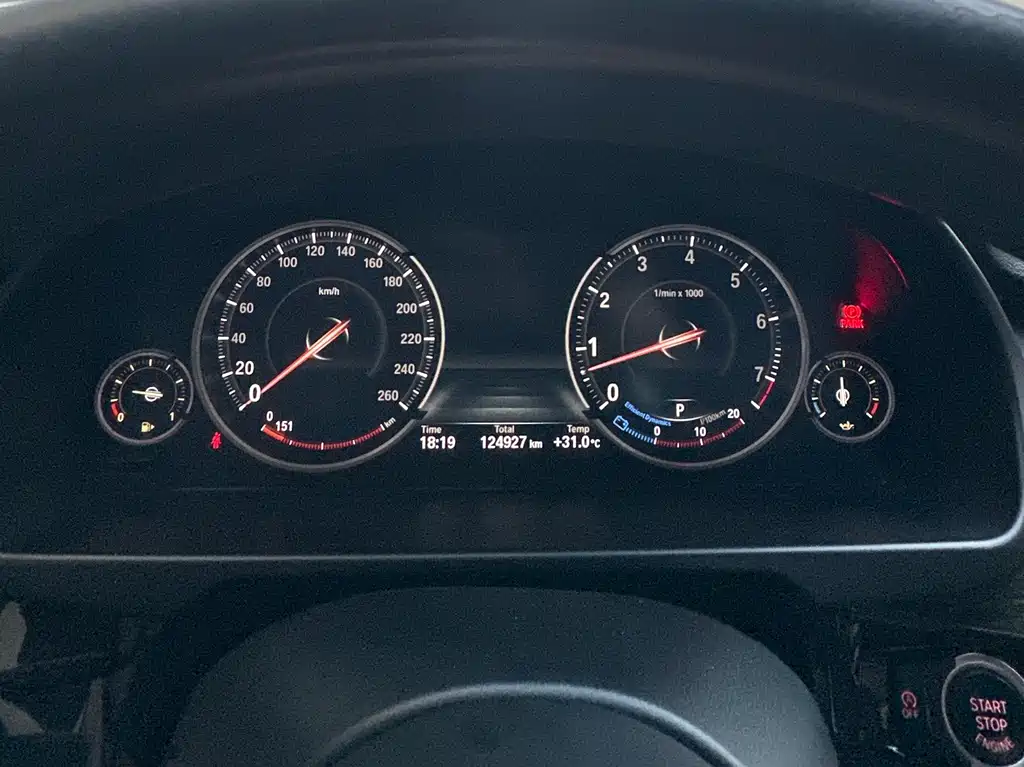BMW X5 (Import) — миниатюра 11