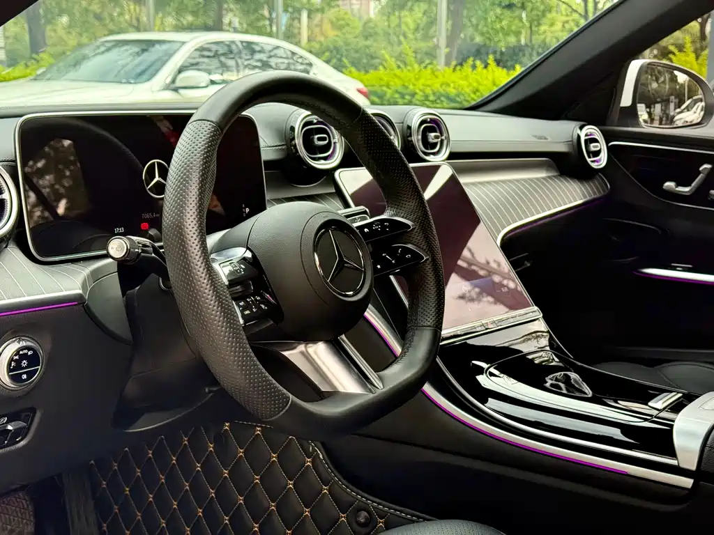 Mercedes-Benz C-Class — миниатюра 14