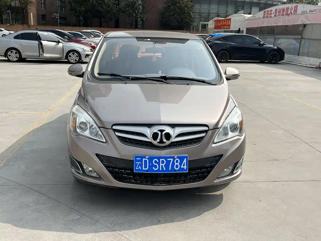 BAIC E-Series — миниатюра 2