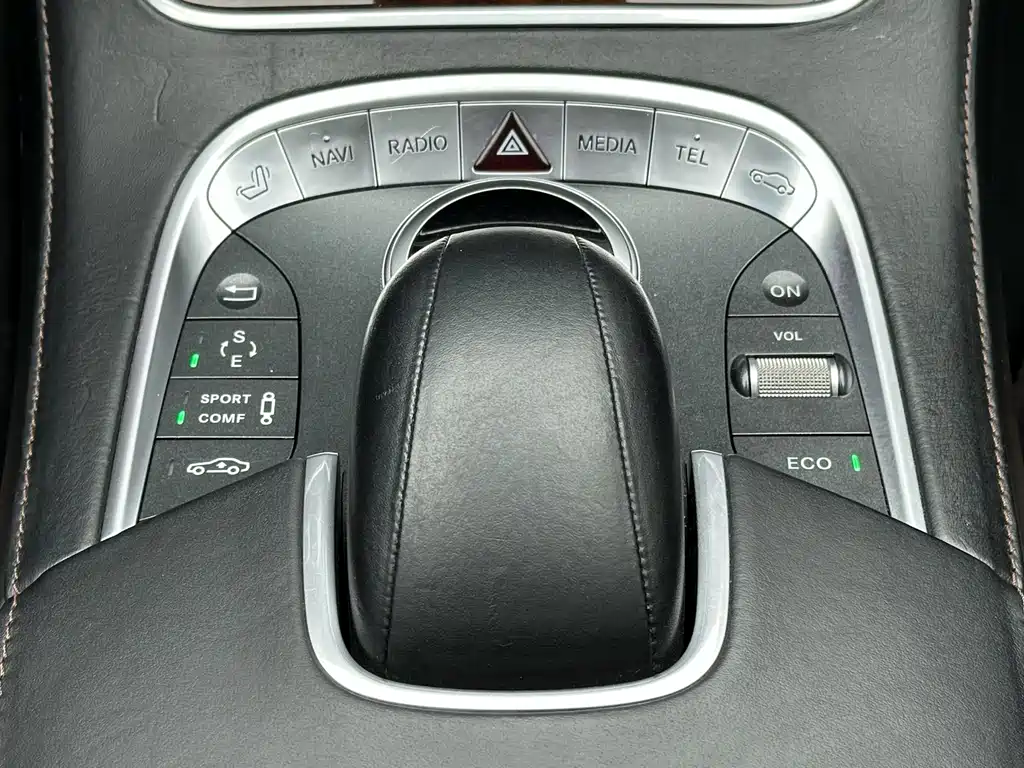 Mercedes-Benz S-Class — миниатюра 16