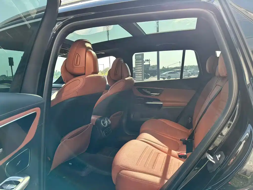 Mercedes-Benz GLC — миниатюра 3