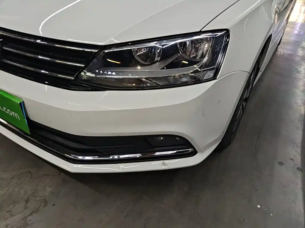 Volkswagen Sagitar — миниатюра 24
