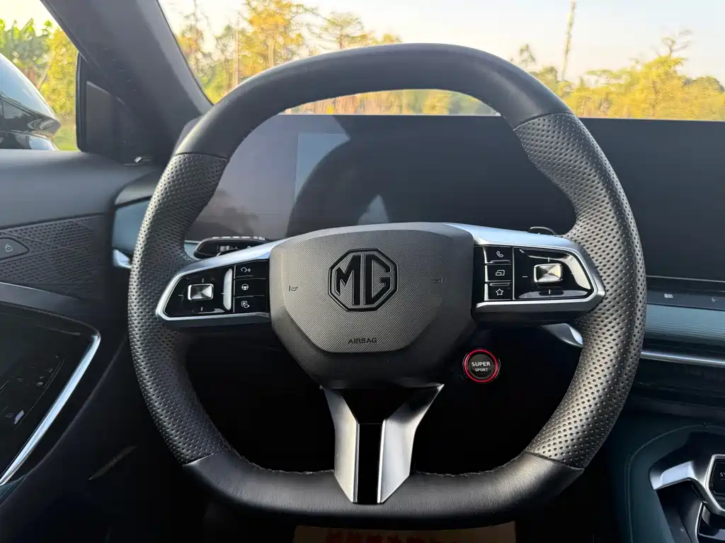 MG 7 2025 2.0T 405 AT