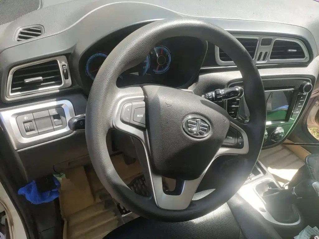 FAW Junpai D60 — миниатюра 11