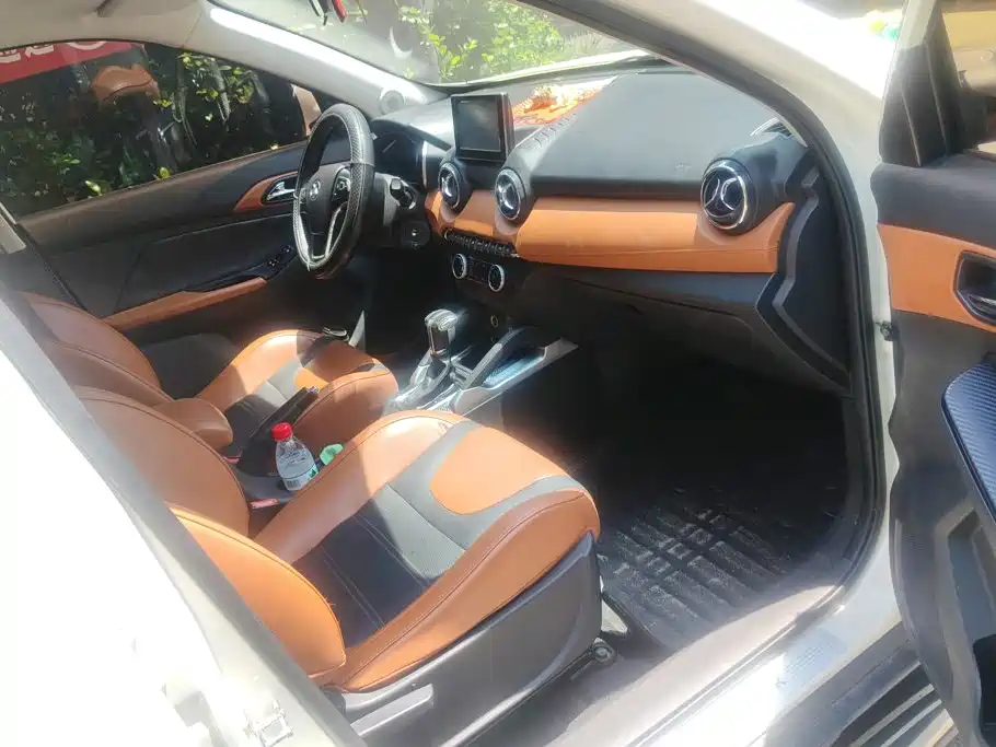 BAIC Senova X35 — миниатюра 8