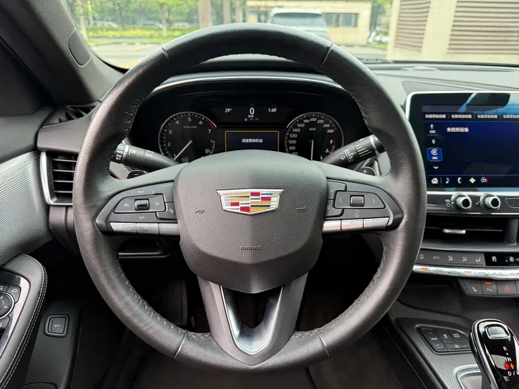 Cadillac CT5 — миниатюра 15