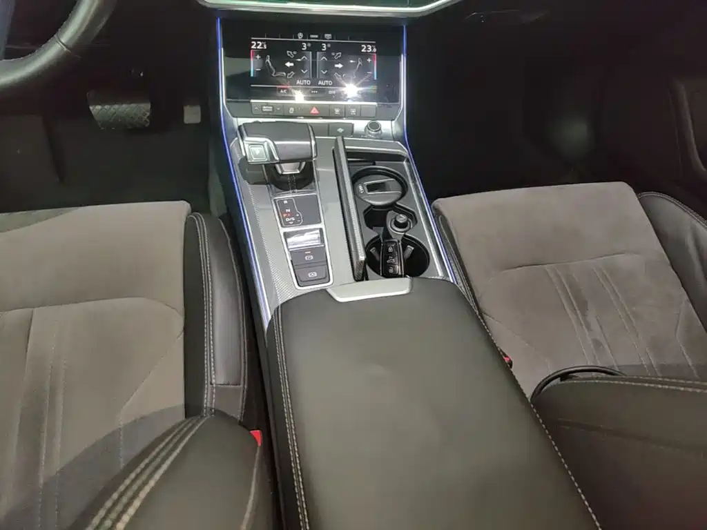 Audi A6L — миниатюра 14