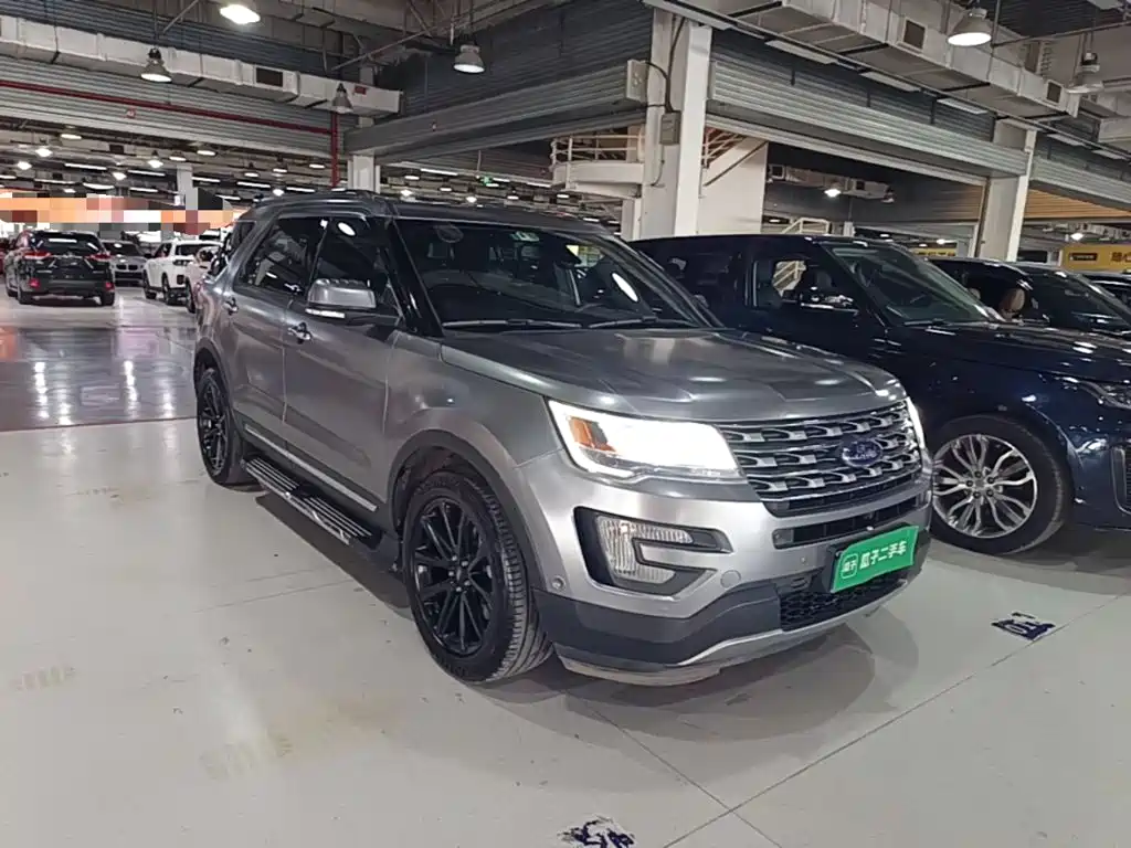 Ford Explorer (Import) — миниатюра 4