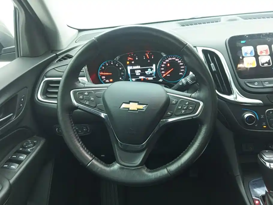 Chevrolet Equinox — миниатюра 15