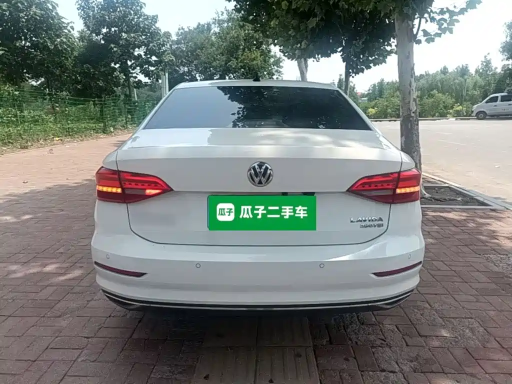 Volkswagen Lavida 2019 1.5L AT Comfort VI