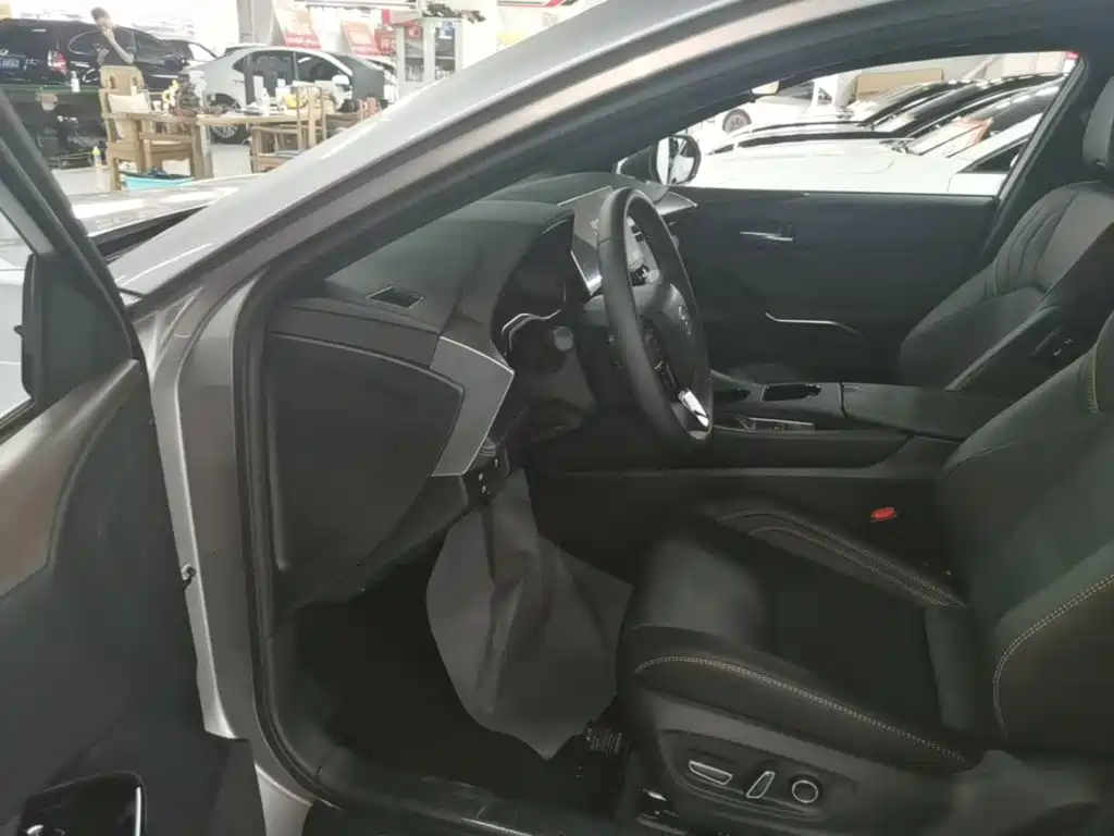 Toyota Avalon — миниатюра 16