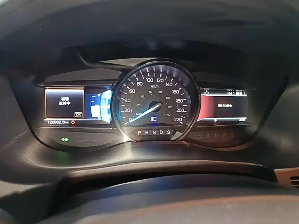 Ford Explorer (Import) — миниатюра 12
