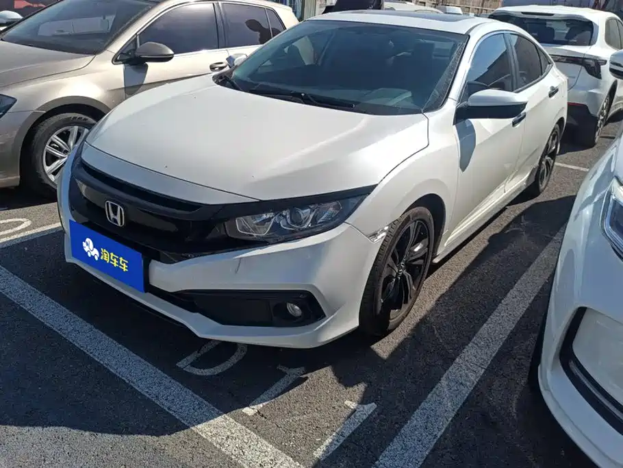 Honda Civic 2019 220TURBO CVT V