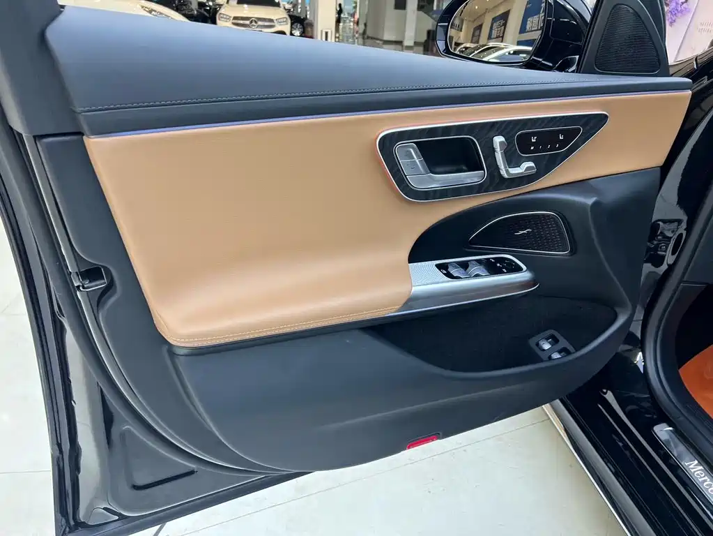 Mercedes-Benz E-Class New Energy — миниатюра 9